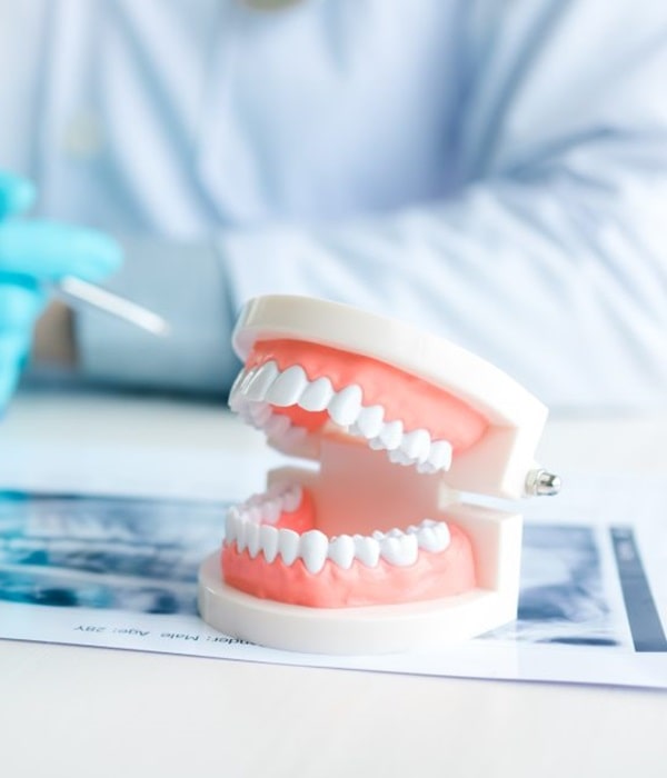dentures-wesbrook-village-dental-centre